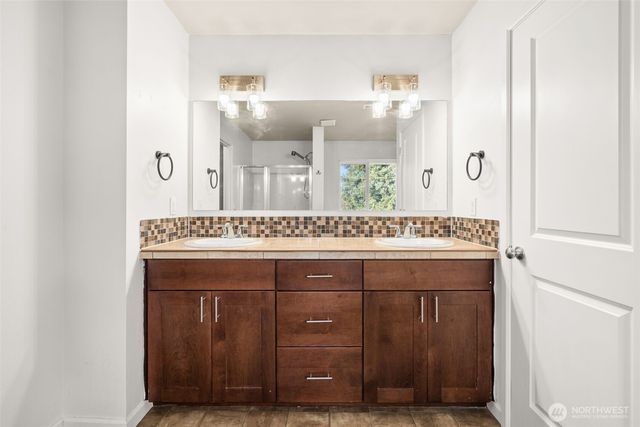 15580 Chad Drive SE, Yelm, WA 98597