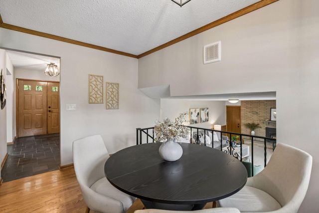 2095 Kelly Drive, Golden Valley, MN 55427