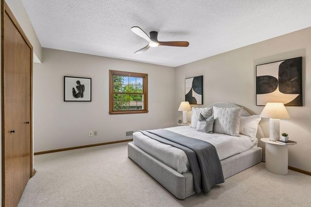 2095 Kelly Drive, Golden Valley, MN 55427