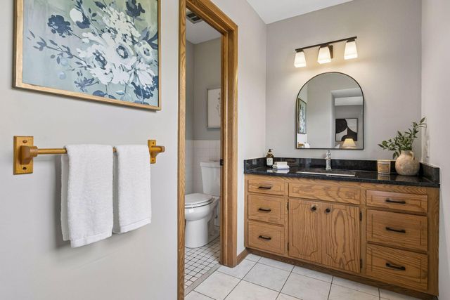 2095 Kelly Drive, Golden Valley, MN 55427