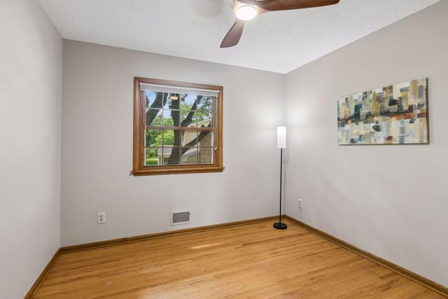 2095 Kelly Drive, Golden Valley, MN 55427