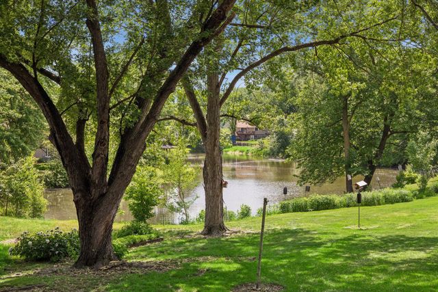 2095 Kelly Drive, Golden Valley, MN 55427