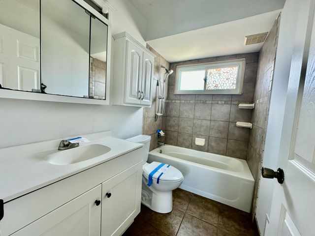 31700 Lafler, Rockwood, MI 48173