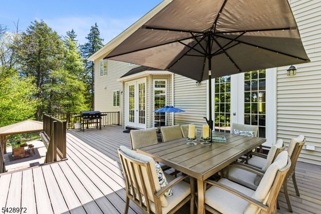 2 Manor Dr, Sparta Twp., NJ 07871