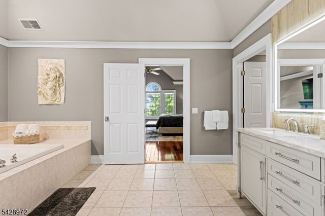 2 Manor Dr, Sparta Twp., NJ 07871
