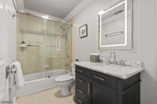 2 Manor Dr, Sparta Twp., NJ 07871