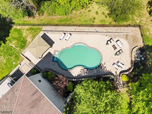 2 Manor Dr, Sparta Twp., NJ 07871