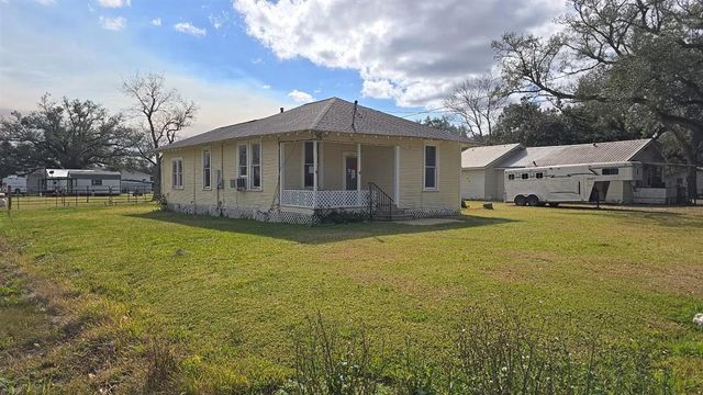3901 Rice Dryer Road, Vinton, LA 70668
