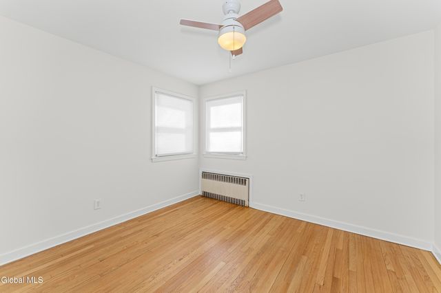 52 Lawnridge Avenue, Albany, NY 12208