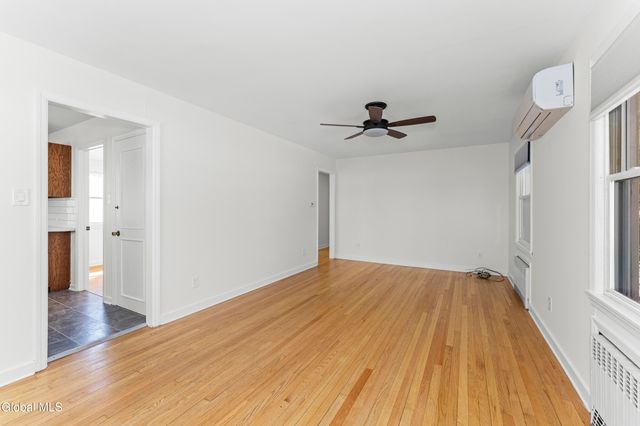 52 Lawnridge Avenue, Albany, NY 12208