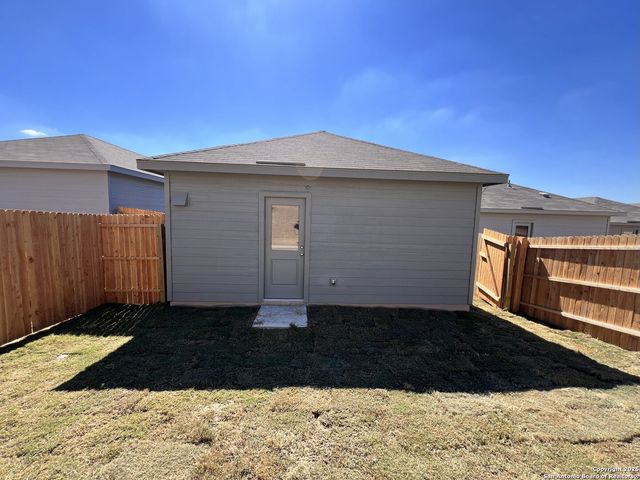 3726 Glade Crk, San Antonio, TX 78245