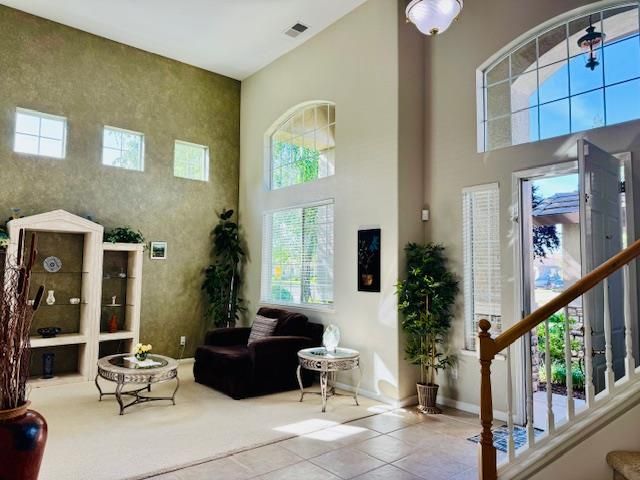 10171 Wildhawk Dr, Sacramento, CA 95829