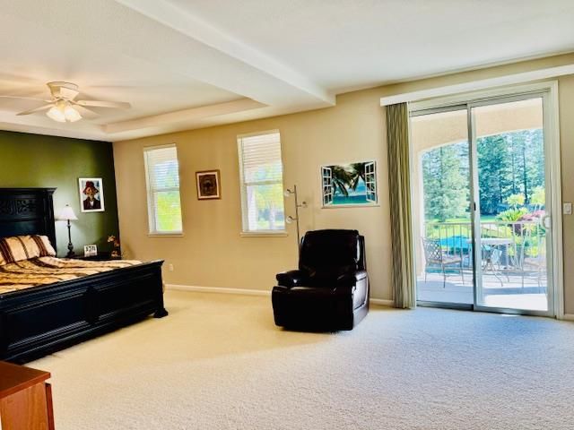 10171 Wildhawk Dr, Sacramento, CA 95829