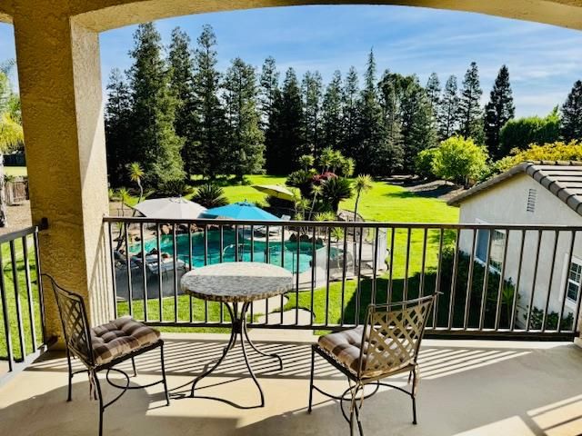 10171 Wildhawk Dr, Sacramento, CA 95829