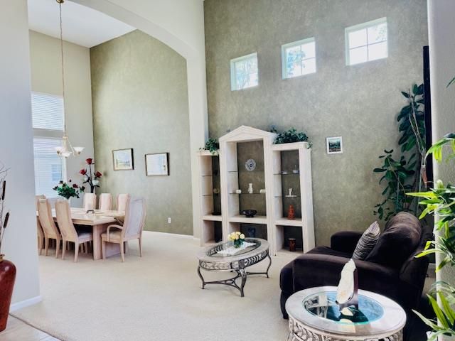 10171 Wildhawk Dr, Sacramento, CA 95829