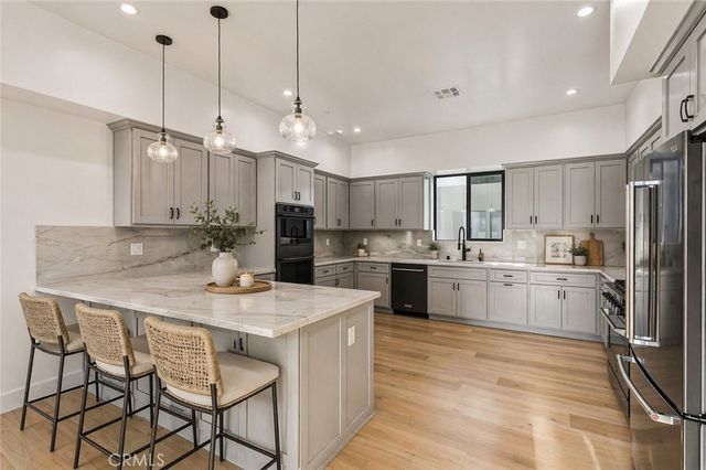 2500 Phelan Lane, Redondo Beach, CA 90278
