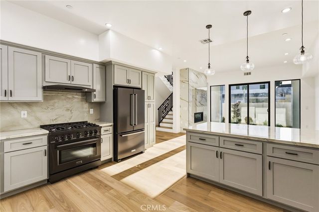 2500 Phelan Lane, Redondo Beach, CA 90278
