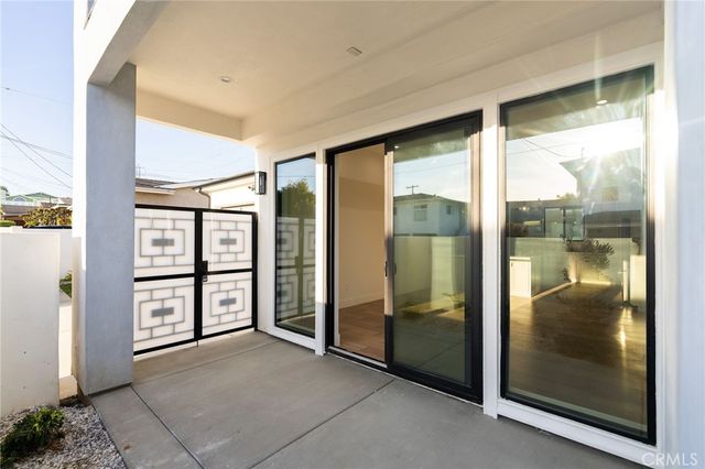 2500 Phelan Lane, Redondo Beach, CA 90278