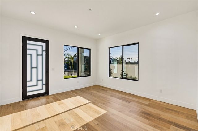 2500 Phelan Lane, Redondo Beach, CA 90278