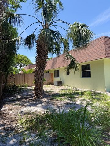 12126 Gibbs, Delray Beach, FL 33483