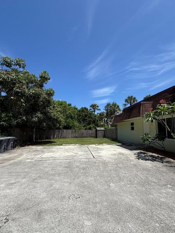 12126 Gibbs, Delray Beach, FL 33483