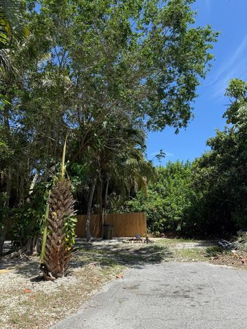 12126 Gibbs, Delray Beach, FL 33483