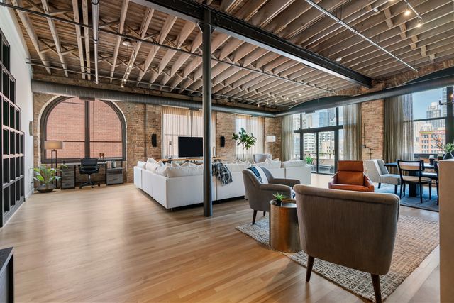 420 W Grand Avenue 5D, Chicago, IL 60654