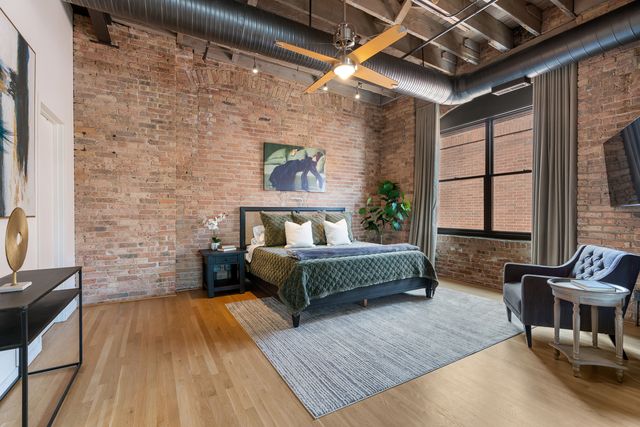 420 W Grand Avenue 5D, Chicago, IL 60654
