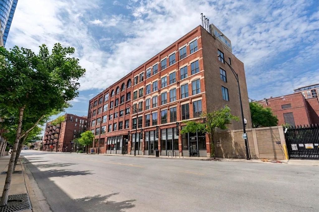 420 W Grand Avenue 5D, Chicago, IL 60654