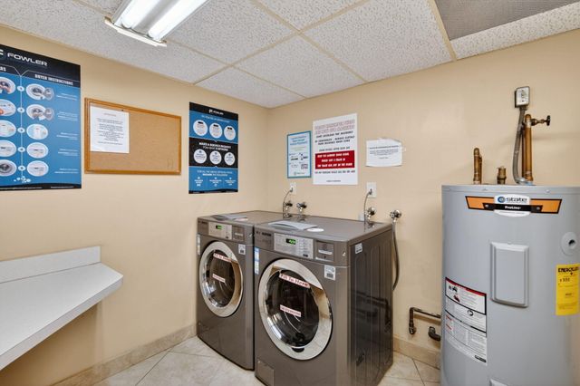 3900 N Hills Drive 412, Hollywood, FL 33021