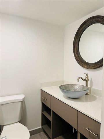 3900 N Hills Drive 412, Hollywood, FL 33021