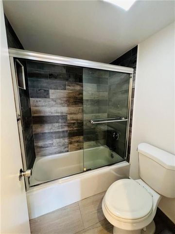 3900 N Hills Drive 412, Hollywood, FL 33021