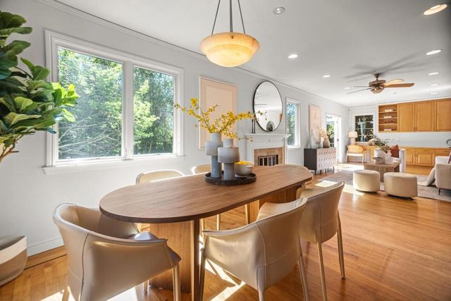 307 Aragon Boulevard, San Mateo, CA 94402