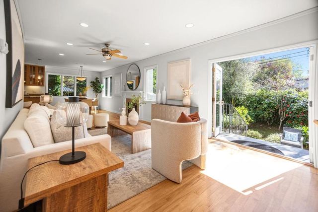 307 Aragon Boulevard, San Mateo, CA 94402