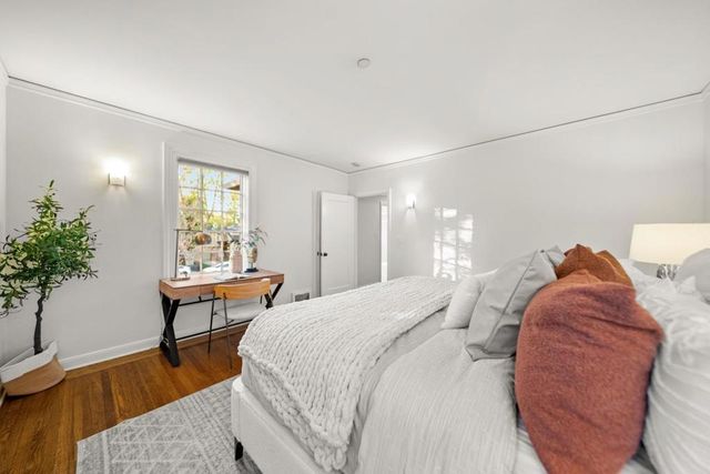 307 Aragon Boulevard, San Mateo, CA 94402