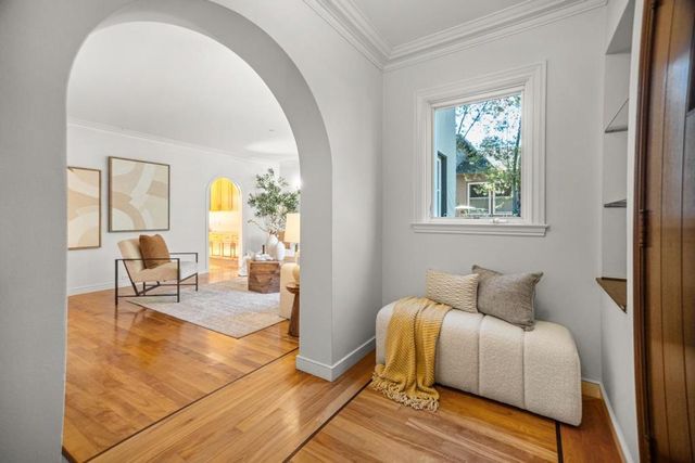 307 Aragon Boulevard, San Mateo, CA 94402