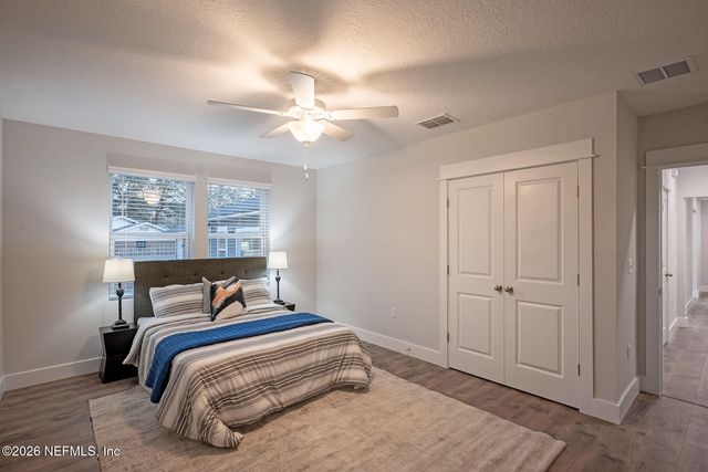 2743 CHELTON Road, Jacksonville, FL 32216