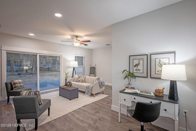 2743 CHELTON Road, Jacksonville, FL 32216