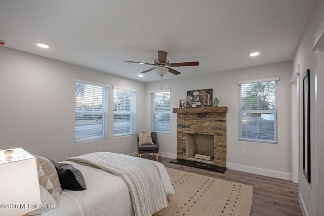 2743 CHELTON Road, Jacksonville, FL 32216