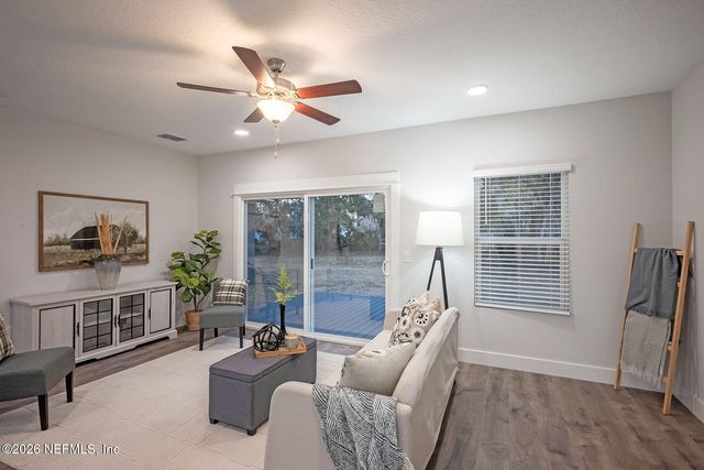 2743 CHELTON Road, Jacksonville, FL 32216