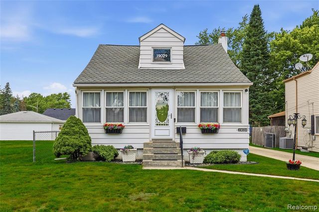 19029 Florian Street, Roseville, MI 48066