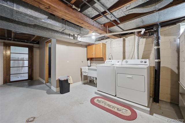 19029 Florian Street, Roseville, MI 48066