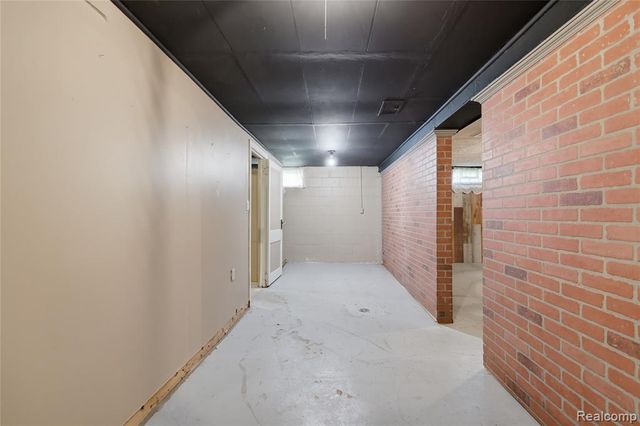 19029 Florian Street, Roseville, MI 48066