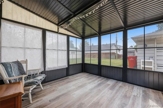 19029 Florian Street, Roseville, MI 48066
