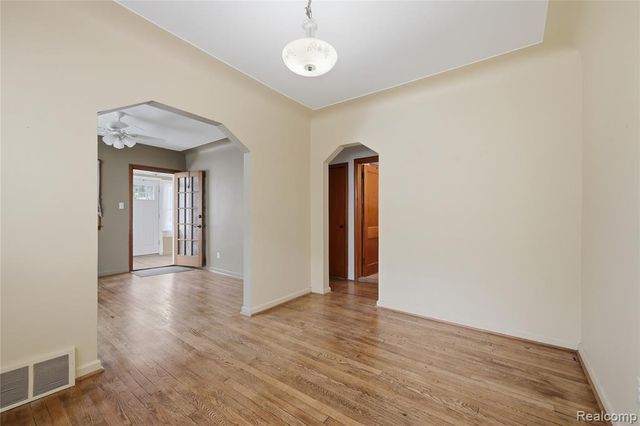 19029 Florian Street, Roseville, MI 48066