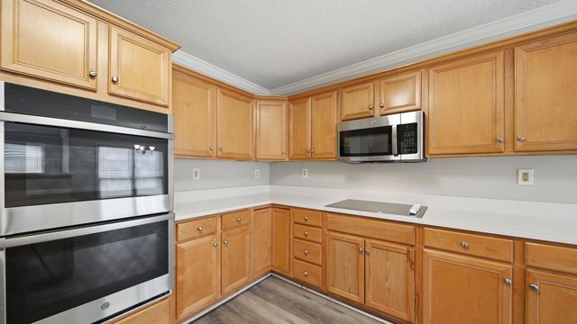 9178 OLD BROOK CV, Memphis, TN 38018