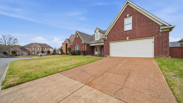 9178 OLD BROOK CV, Memphis, TN 38018