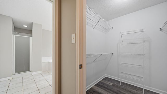 9178 OLD BROOK CV, Memphis, TN 38018