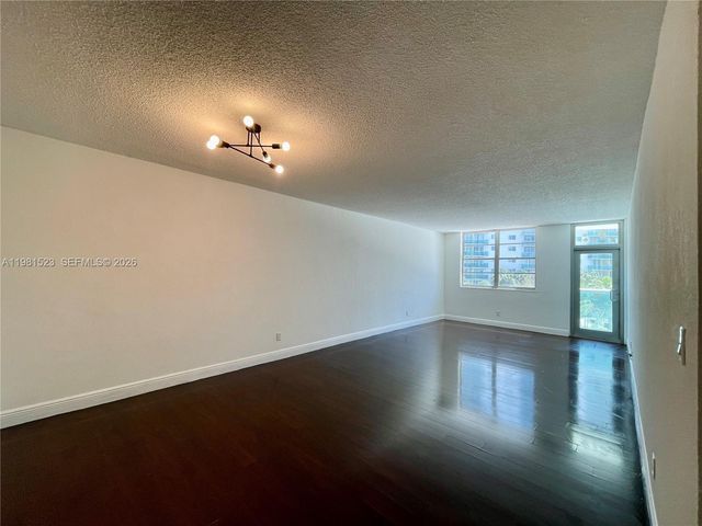 19390 Collins Ave 316, Sunny Isles Beach, FL 33160