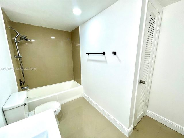 19390 Collins Ave 316, Sunny Isles Beach, FL 33160